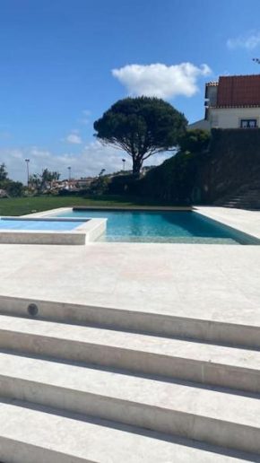 Luxury Home in Colares
